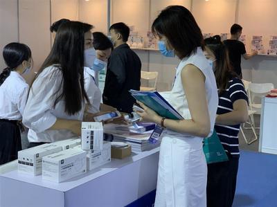 廣州國際防疫物資博覽會盛大開幕，湖南朗盾科技攜手晟海新材料共推產(chǎn)業(yè)革新